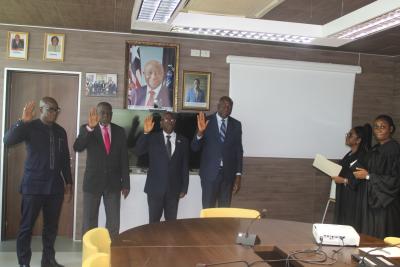 The new members taking their oath into office 