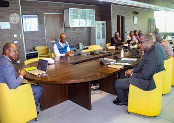 On April 4, AfDB Vice President Solomon Quaynor led a delegation to visit the Central Bank of Liberia for crucial discussions. Their focus was the appraisal of the Program for Advancing Youth Entrepreneurship Investment (PAYEI). CBL Governor J. Aloysius Tarlue Jr. expressed gratitude for AfDB's support in upgrading Liberia's payment system.